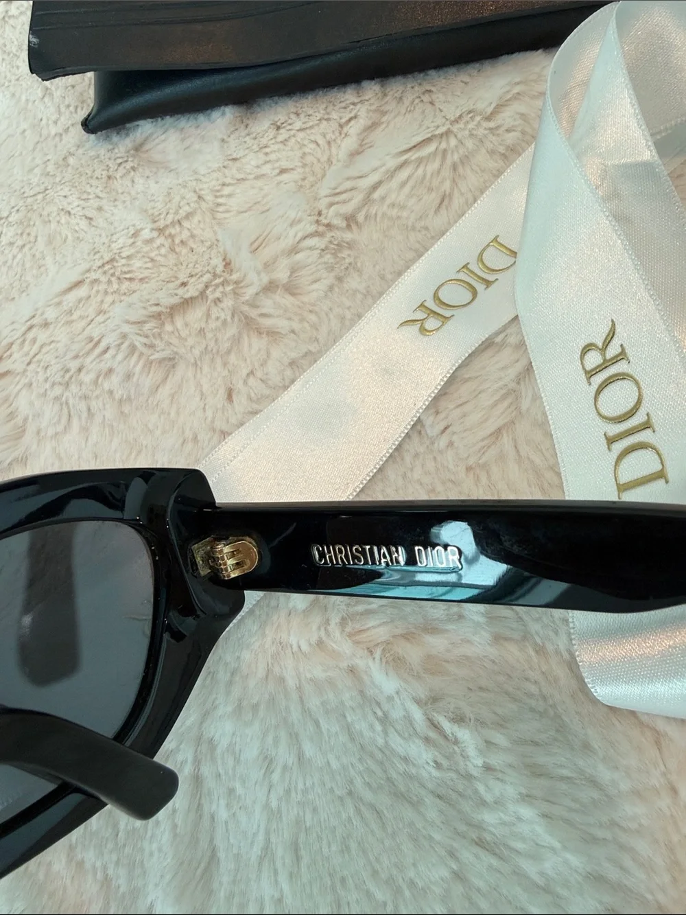 Authentic DIOR DiorSignature B1U Sunglasses